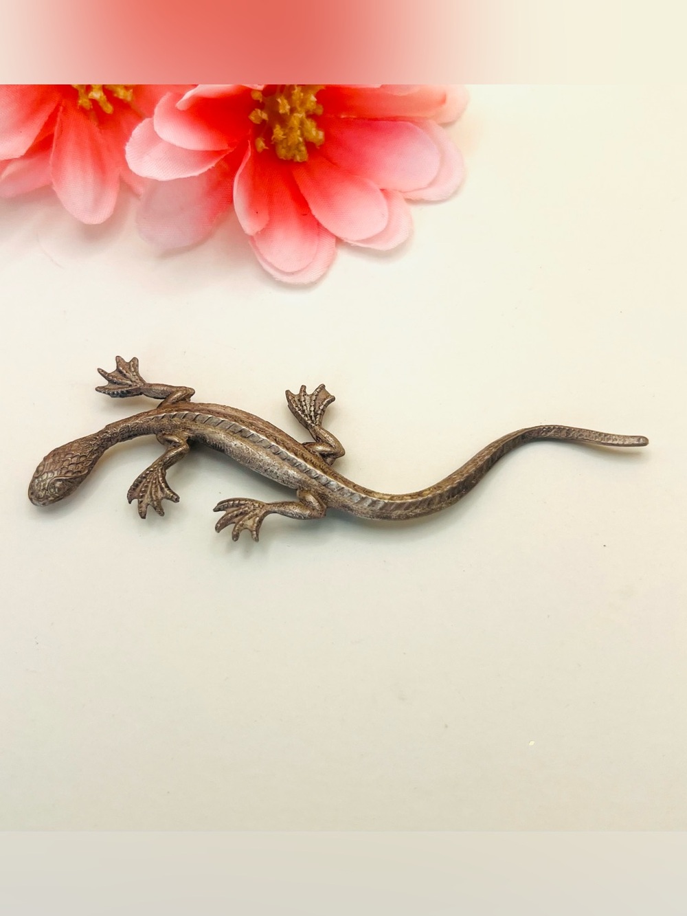Vintage hand made sterling silver Lizard or Reptile brooch